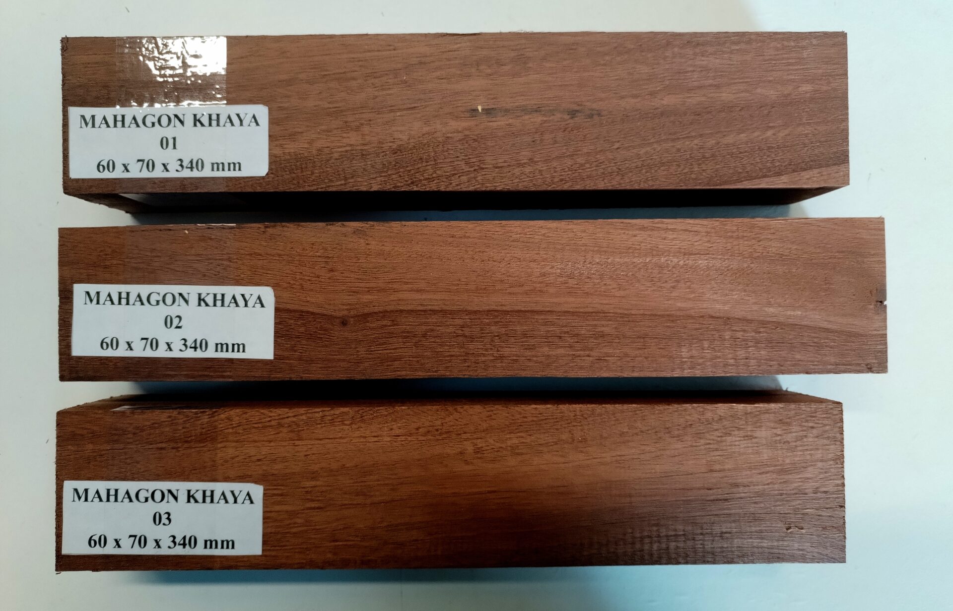 mahagon khaya