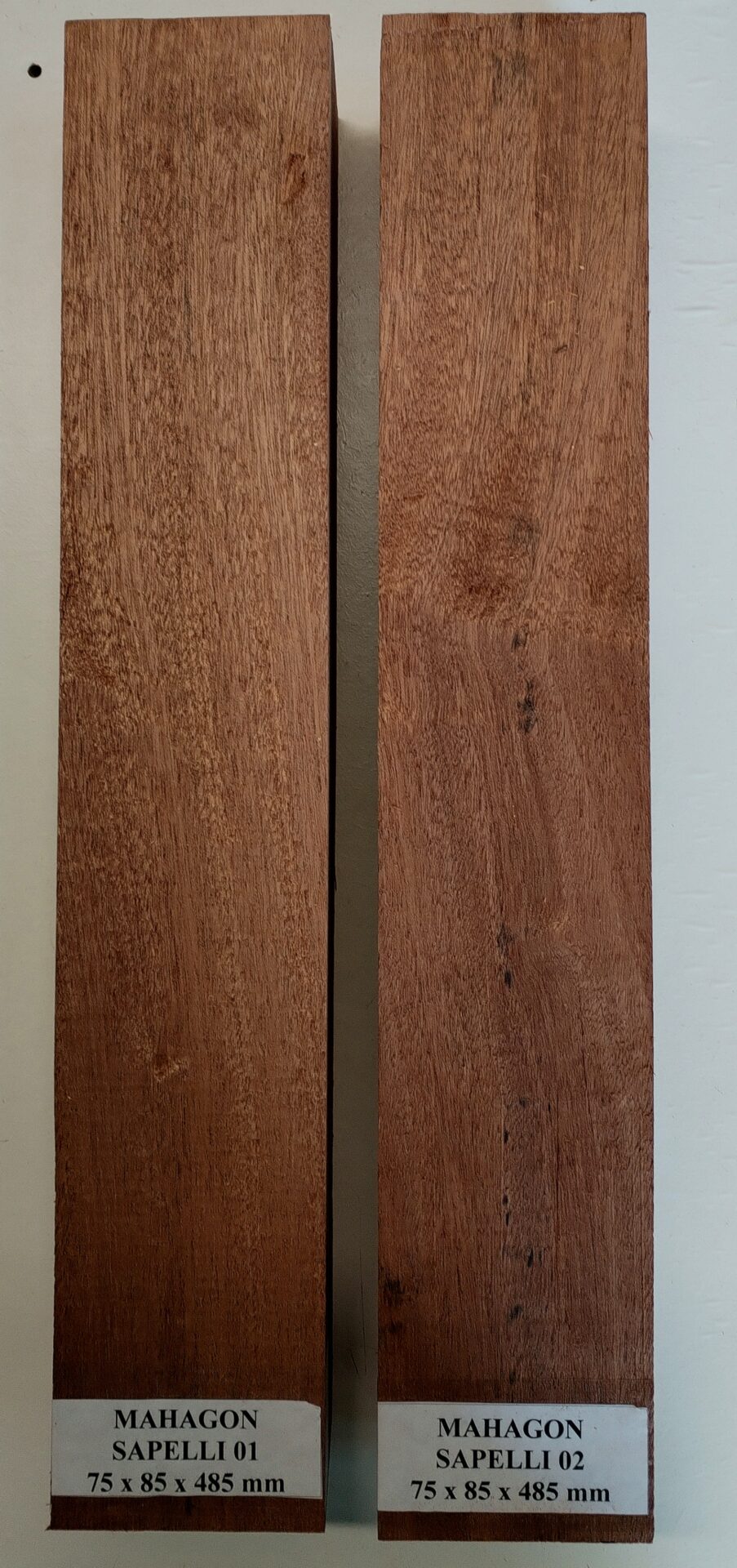 mahagon sapelli