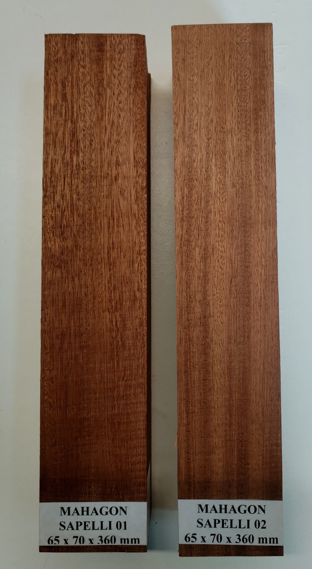 mahagon sapelli